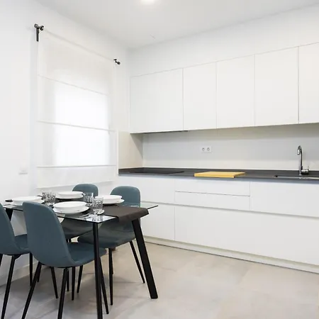 Home2book Modern Indoor Terrace, La Laguna Apartment *