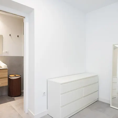 Home2book Modern Indoor Terrace, * La Laguna (Tenerife)